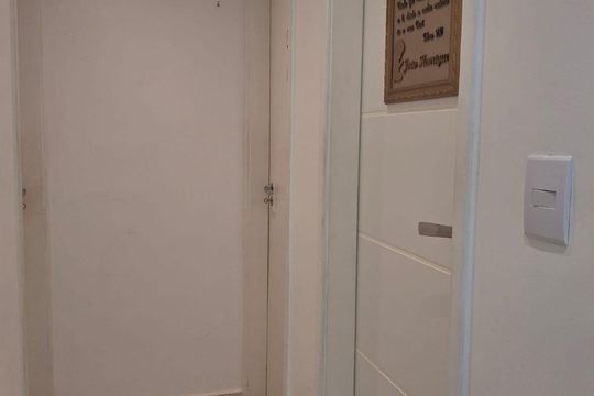 Corredor de apartamento à venda com 3 quartos, 90m² em Copacabana, Rio de Janeiro