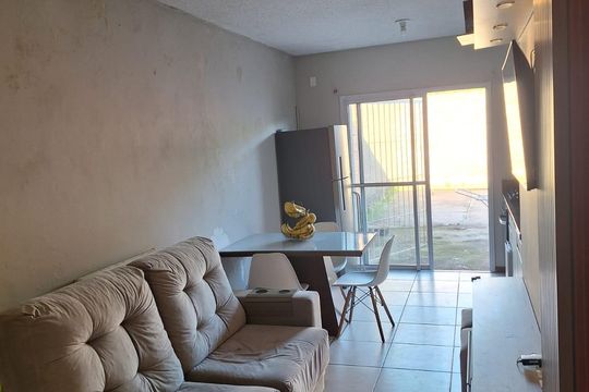 Sala / Cozinha de casa à venda com 2 quartos, 42m² em Restinga, Porto Alegre