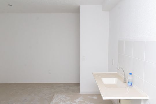 Cozinha de apartamento para alugar com 2 quartos, 35m² em Guaratiba, Rio de Janeiro