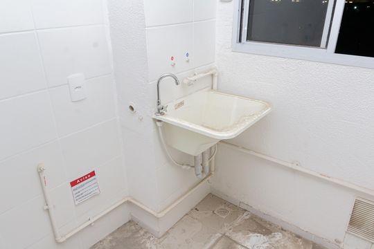 Área de Serviço de apartamento para alugar com 2 quartos, 35m² em Guaratiba, Rio de Janeiro