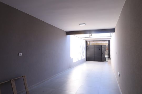 Garagem de casa à venda com 3 quartos, 153m² em Jardim Nossa Senhora do Carmo, São Paulo