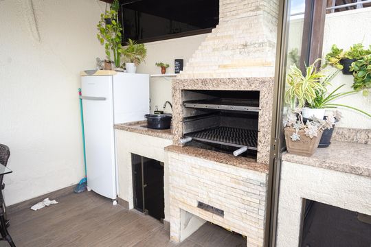 Área gourmet de apartamento à venda com 3 quartos, 125m² em Jardim Itu, Porto Alegre
