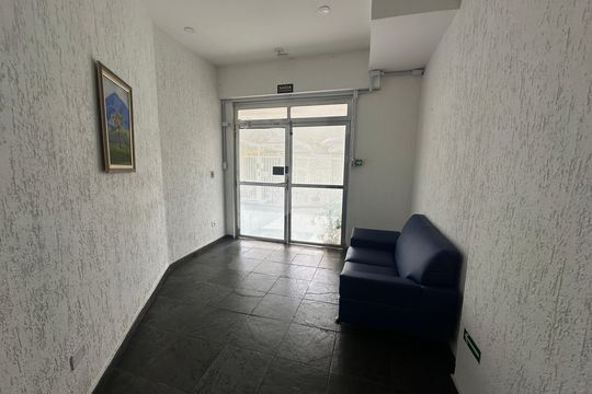 Hall de entrada de apartamento à venda com 2 quartos, 67m² em Vila Boa Vista, Barueri