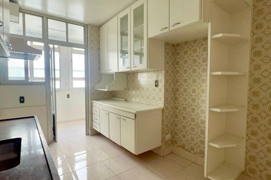 Cozinha de apartamento à venda com 3 quartos, 102m² em Paraíso, São Paulo