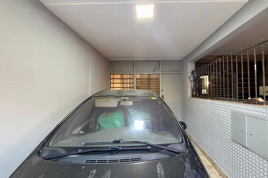 Garagem de casa à venda com 2 quartos, 80m² em Santo Amaro, São Paulo