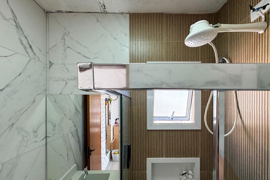 Banheiro - Suíte 2 de casa à venda com 2 quartos, 278m² em Vila Santa Terezinha, São Bernardo do Campo