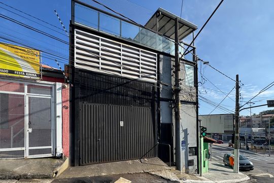 Fachada de casa à venda com 2 quartos, 278m² em Vila Santa Terezinha, São Bernardo do Campo