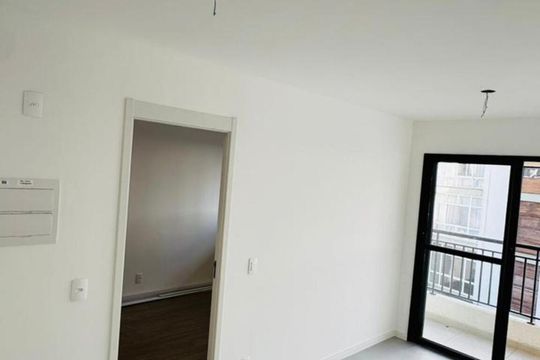 Sala de kitnet/studio à venda com 1 quarto, 31m² em Perdizes, São Paulo