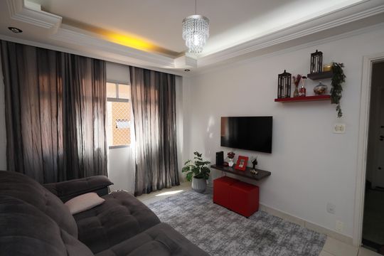 Apartamento à venda com 2 quartos, 66m² em Vila Mazzei, São Paulo