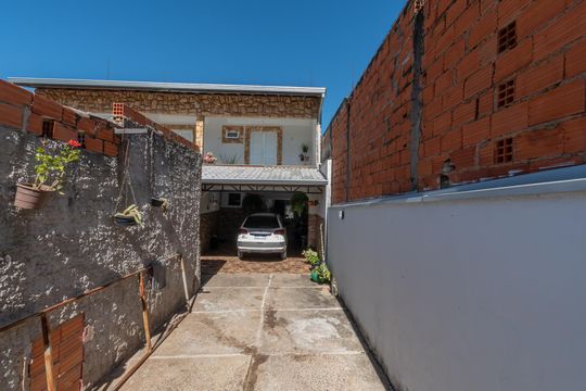 Garagem de casa para alugar com 5 quartos, 190m² em Parque Orestes Ongaro, Sumaré