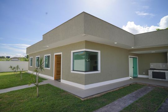 Fachada de casa para alugar com 3 quartos, 110m² em Itaipuaçu, Maricá