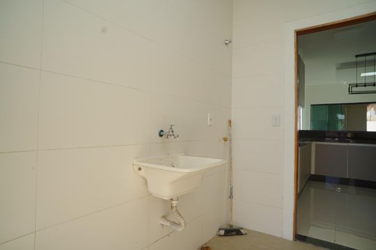 Área de Serviço de casa para alugar com 3 quartos, 110m² em Itaipuaçu, Maricá