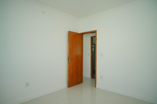 Quarto 1 de casa para alugar com 3 quartos, 110m² em Itaipuaçu, Maricá