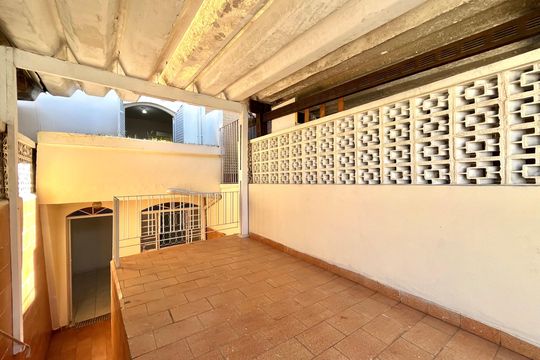 Garagem de casa à venda com 2 quartos, 65m² em Vila Guarani (Z Sul), São Paulo