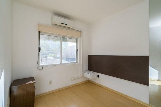 Quarto 2 de apartamento à venda com 2 quartos, 55m² em Sarandi, Porto Alegre