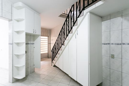 Cozinha - Armários de casa para alugar com 3 quartos, 130m² em Itaim Paulista, São Paulo