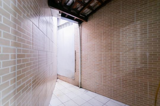 Área Externa  de casa para alugar com 3 quartos, 130m² em Itaim Paulista, São Paulo