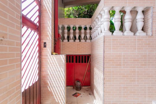 Garagem - Entrada  de casa para alugar com 3 quartos, 130m² em Itaim Paulista, São Paulo