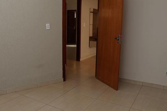 Quarto 1 de casa para alugar com 3 quartos, 300m² em Residencial Mansoes Paraiso, Goiânia