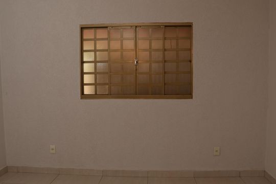 Quarto 1 de casa para alugar com 3 quartos, 300m² em Residencial Mansoes Paraiso, Goiânia