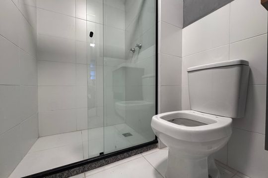 Banheiro Social de apartamento à venda com 3 quartos, 98m² em Recreio dos Bandeirantes, Rio de Janeiro