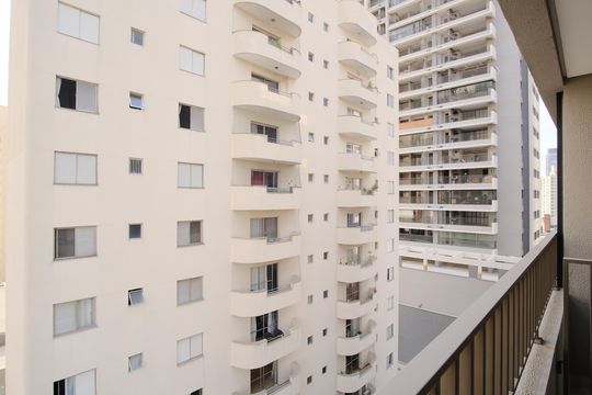 Varanda de kitnet/studio à venda com 1 quarto, 29m² em Tatuapé, São Paulo