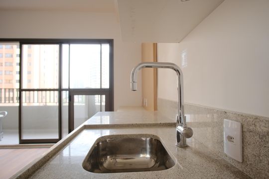Cozinha de kitnet/studio à venda com 1 quarto, 29m² em Tatuapé, São Paulo