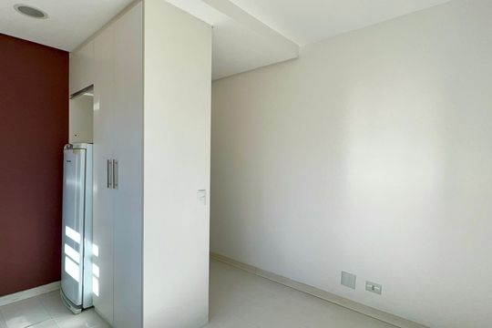 Sala de kitnet/studio à venda com 1 quarto, 28m² em Jardim Paulista, São Paulo