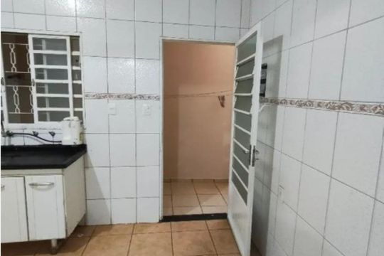 Cozinha de casa para alugar com 3 quartos, 450m² em Jardim Satélite, São José dos Campos