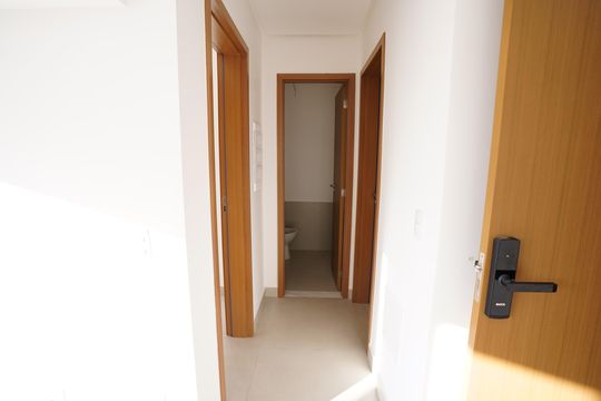 Apartamento à venda com 2 quartos, 74m² em Setor Bueno, Goiânia