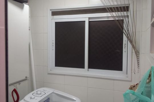 Área de serviço de apartamento para alugar com 2 quartos, 59m² em Jardim Prudência, São Paulo