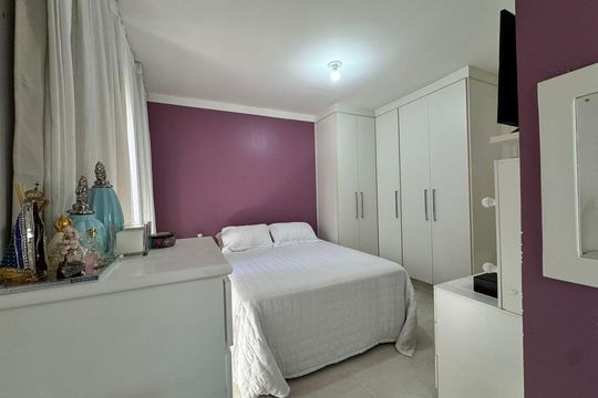 Quarto de casa à venda com 3 quartos, 185m² em Horto Santo Antonio, Jundiaí
