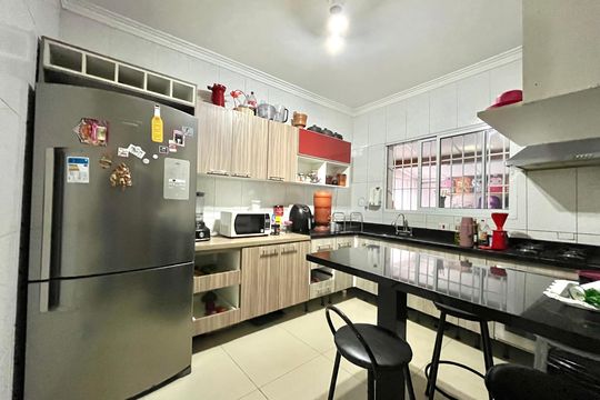 Cozinha de casa à venda com 3 quartos, 150m² em Vila Santa Catarina, São Paulo