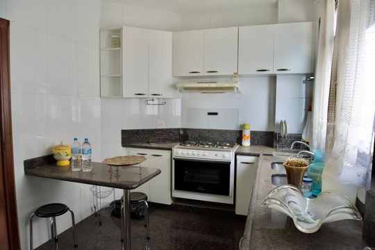 Cozinha de apartamento para alugar com 4 quartos, 138m² em Coração Eucarístico, Belo Horizonte
