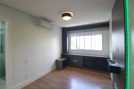 Apartamento à venda com 4 quartos, 222m² em Jardim Marajoara, São Paulo