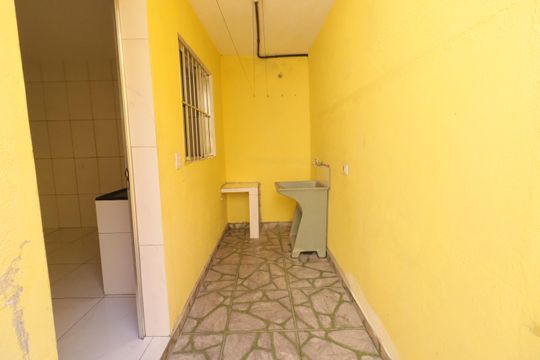 Área de Serviço de casa para alugar com 1 quarto, 30m² em Veloso, Osasco