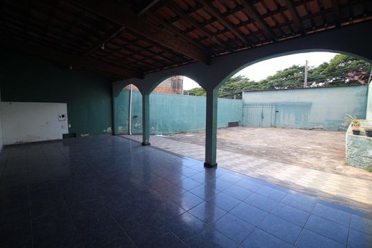 Quintal de casa à venda com 4 quartos, 350m² em Pongelupe, Belo Horizonte