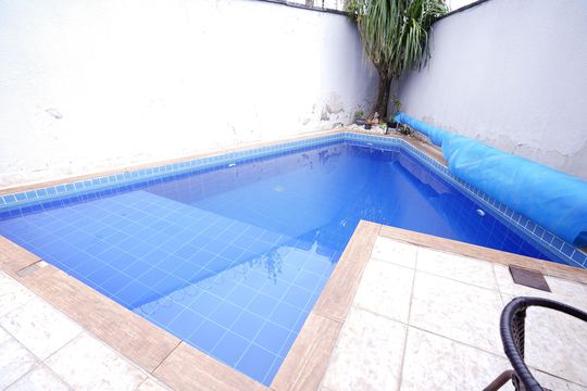 Casa à venda com 3 quartos, 220m² em Jardim Novo Mundo, Goiânia