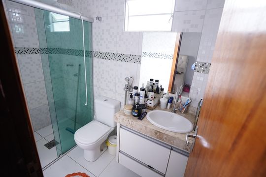 Casa à venda com 3 quartos, 220m² em Jardim Novo Mundo, Goiânia