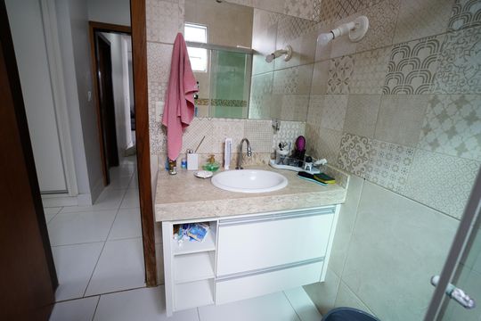 Casa à venda com 3 quartos, 220m² em Jardim Novo Mundo, Goiânia