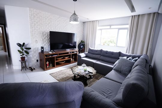 Casa à venda com 3 quartos, 220m² em Jardim Novo Mundo, Goiânia