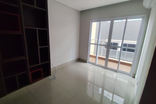 Casa de Condomínio para alugar com 3 quartos, 150m² em Granja Marileusa, Uberlândia