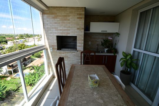 Varanda gourmet de apartamento à venda com 4 quartos, 137m² em Loteamento Alphaville Campinas, Campinas