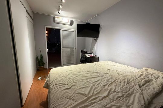Quarto de casa à venda com 6 quartos, 255m² em Vila Sacadura Cabral, Santo André