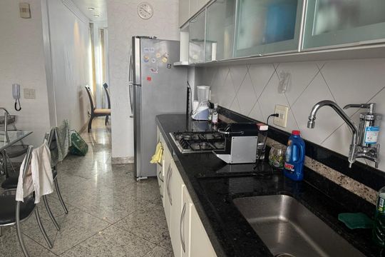 Apartamento para alugar com 4 quartos, 147m² em Funcionários, Belo Horizonte