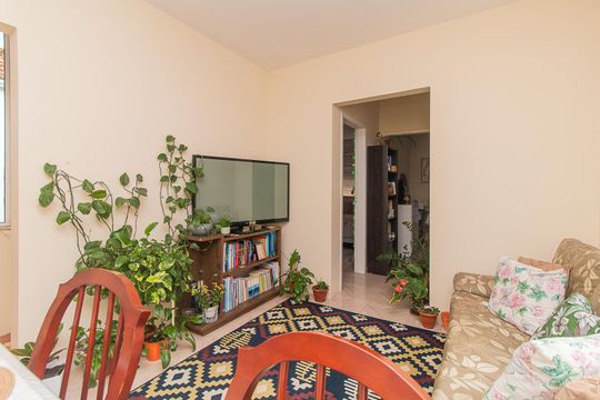 Sala de apartamento à venda com 3 quartos, 75m² em Azenha, Porto Alegre