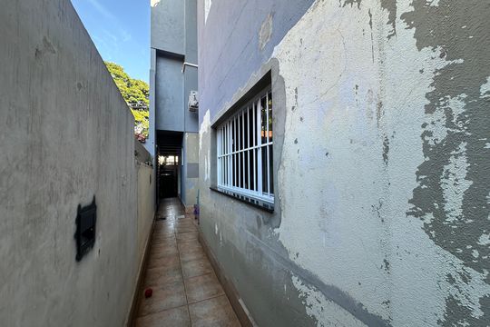 Quintal de casa à venda com 4 quartos, 277m² em Nova Aldeinha, Barueri