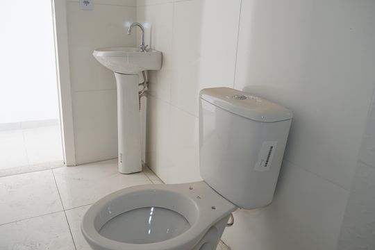 Banheiro de apartamento à venda com 2 quartos, 120m² em Parque Continental Ii, Guarulhos