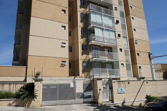 Fachada do Prédio de apartamento à venda com 2 quartos, 120m² em Parque Continental Ii, Guarulhos