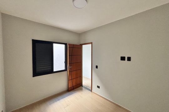 Quarto 2 de casa à venda com 3 quartos, 150m² em Jardim Artur Alvim, São Paulo